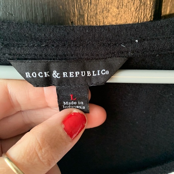 Size large like new only worn once - Picture 2 of 2